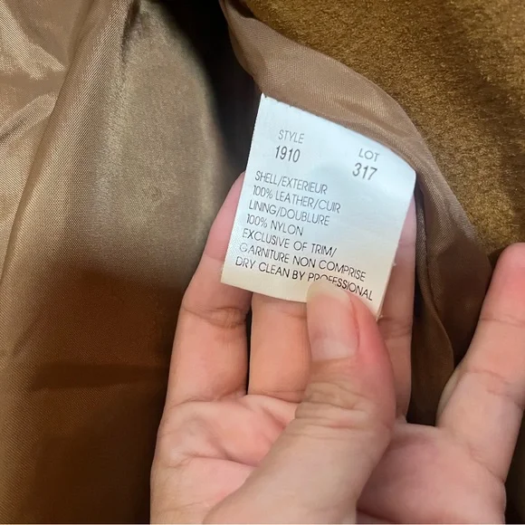 Suede long coat - freaking gorgeous - Picture 3 of 4